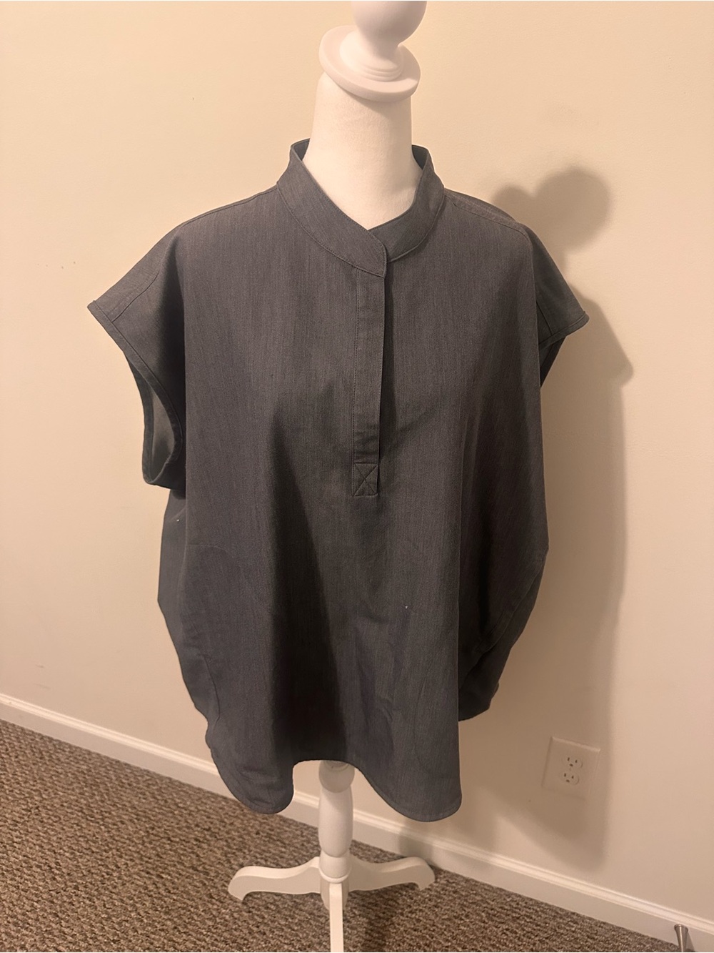 FIGS Rafaela Oversized Graphite Scrub Top Size 3XL